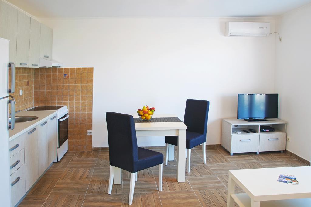 Apartmani Tivat Kaludjerovic الغرفة الصورة